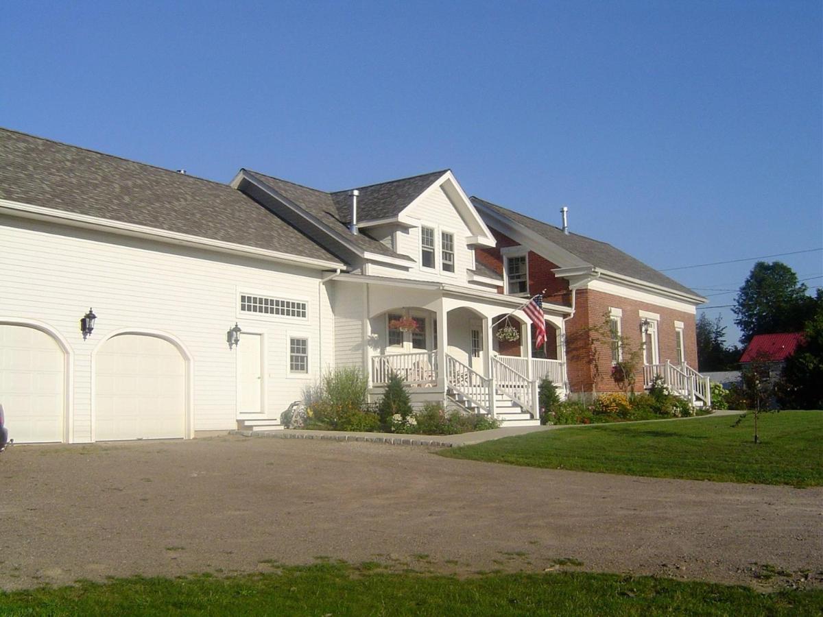 Dodds Brick House Bed & Breakfast North Hero Exteriör bild